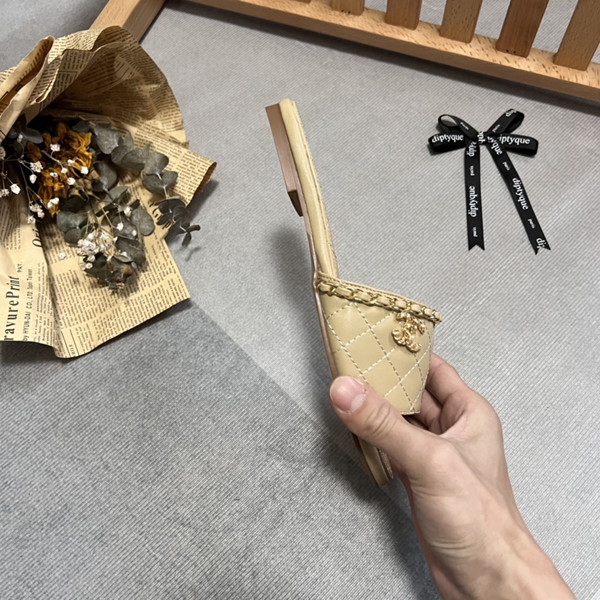 サンダル素材ディテール